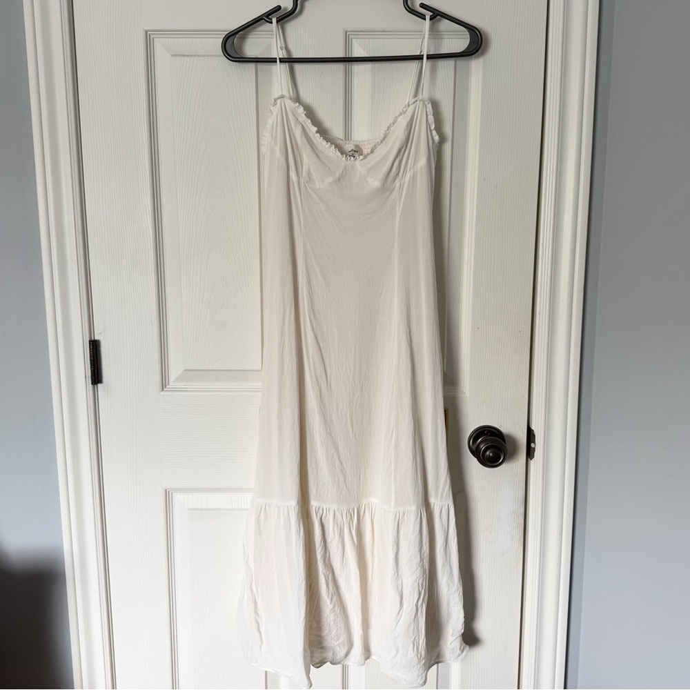 Aritzia Wilfred Broadway Midi Dress